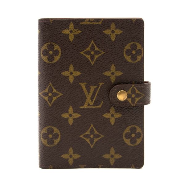 Koop tweedehands authentieke Louis Vuitton agenda cover bij Labellov in Antwerpen.