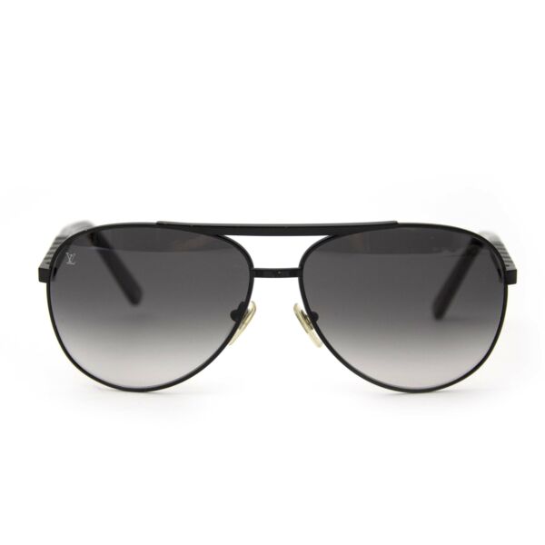 Louis Vuitton Sunglasses Attitude Pilote kopen en verkopen aan de beste prijs