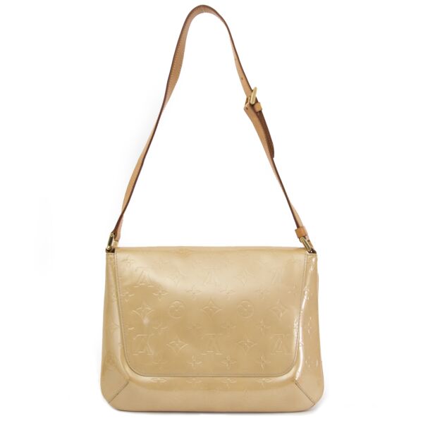 comme neuf sac a main Louis Vuitton Vernis Thompson Street Beige Shoulder Bag
