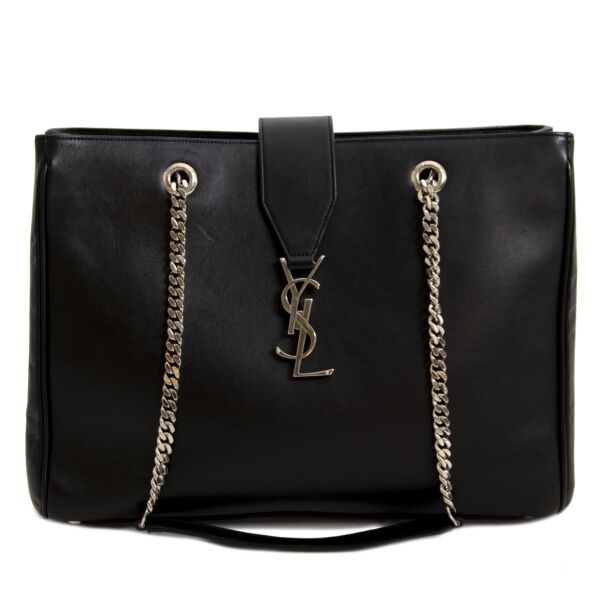 Saint Laurent Classic Monogram Shopping Bag kopen en verkopen aan de beste prijs