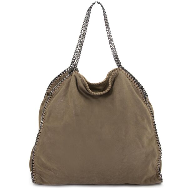 Koop en verkoop uw authentieke Stella McCartney Falabella Big Tote aan de beste prijs bij Labellov tweedehands luxe in Antwerpen