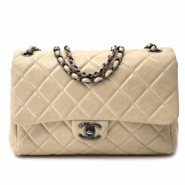 Chanel Beige Flabbag secondhand