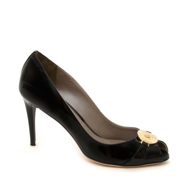 Buy authentic Versace heels at Labellov vintage fashion webshop