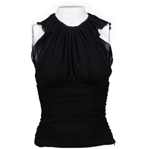 Buy authentic Versace dress at the right price at Labellov vintage webhop. Safe and secure shopping. 