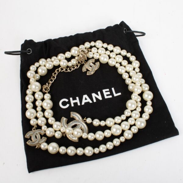 Chanel 12A Gold Pearl Necklace
