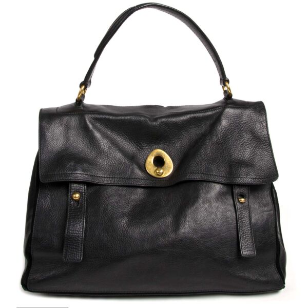 Shop and sell luxurious Yves Saint Laurent Muse Two Black Shoulder Bag for the best price at Labellov
