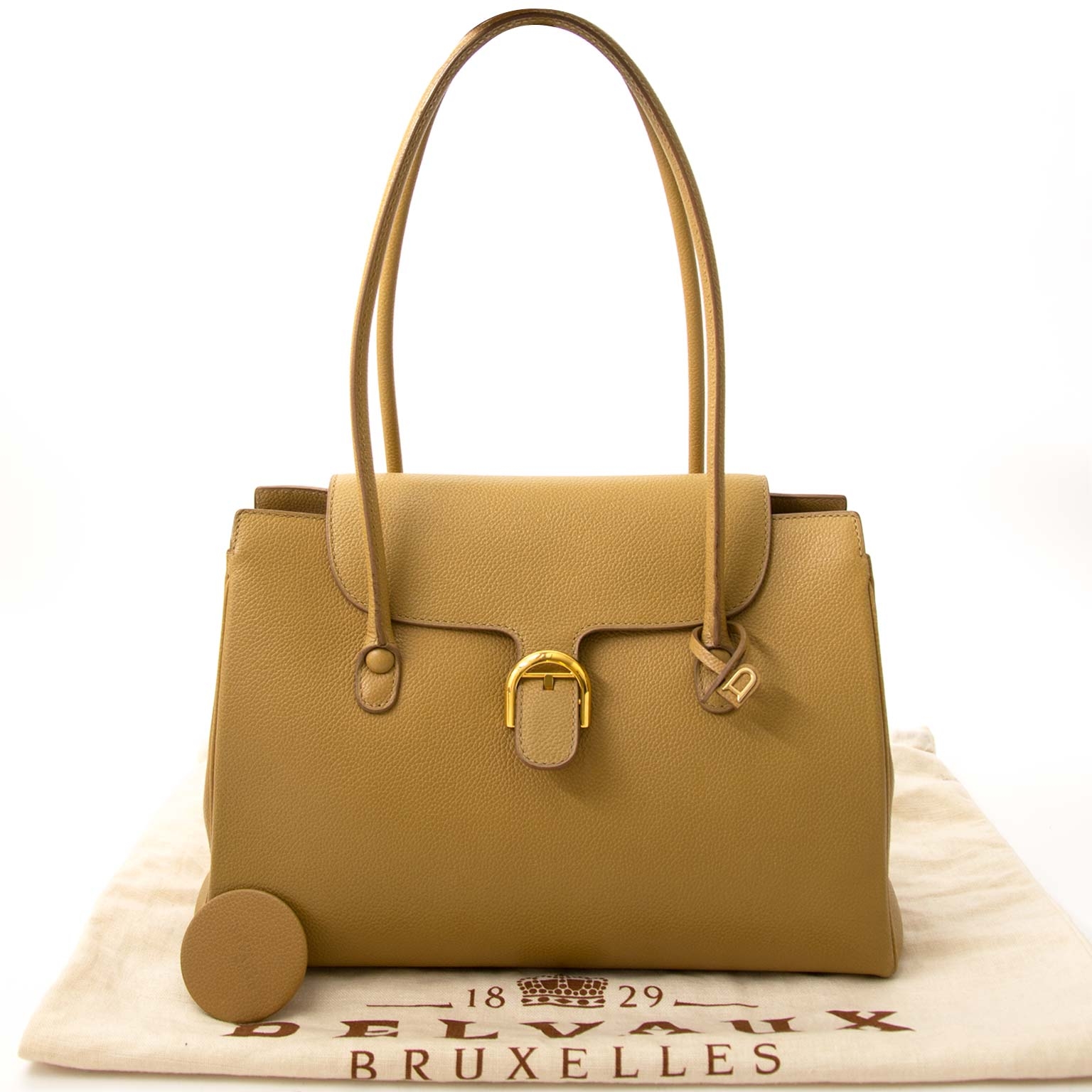 Delvaux_AW23_Pin_City_Jumping_