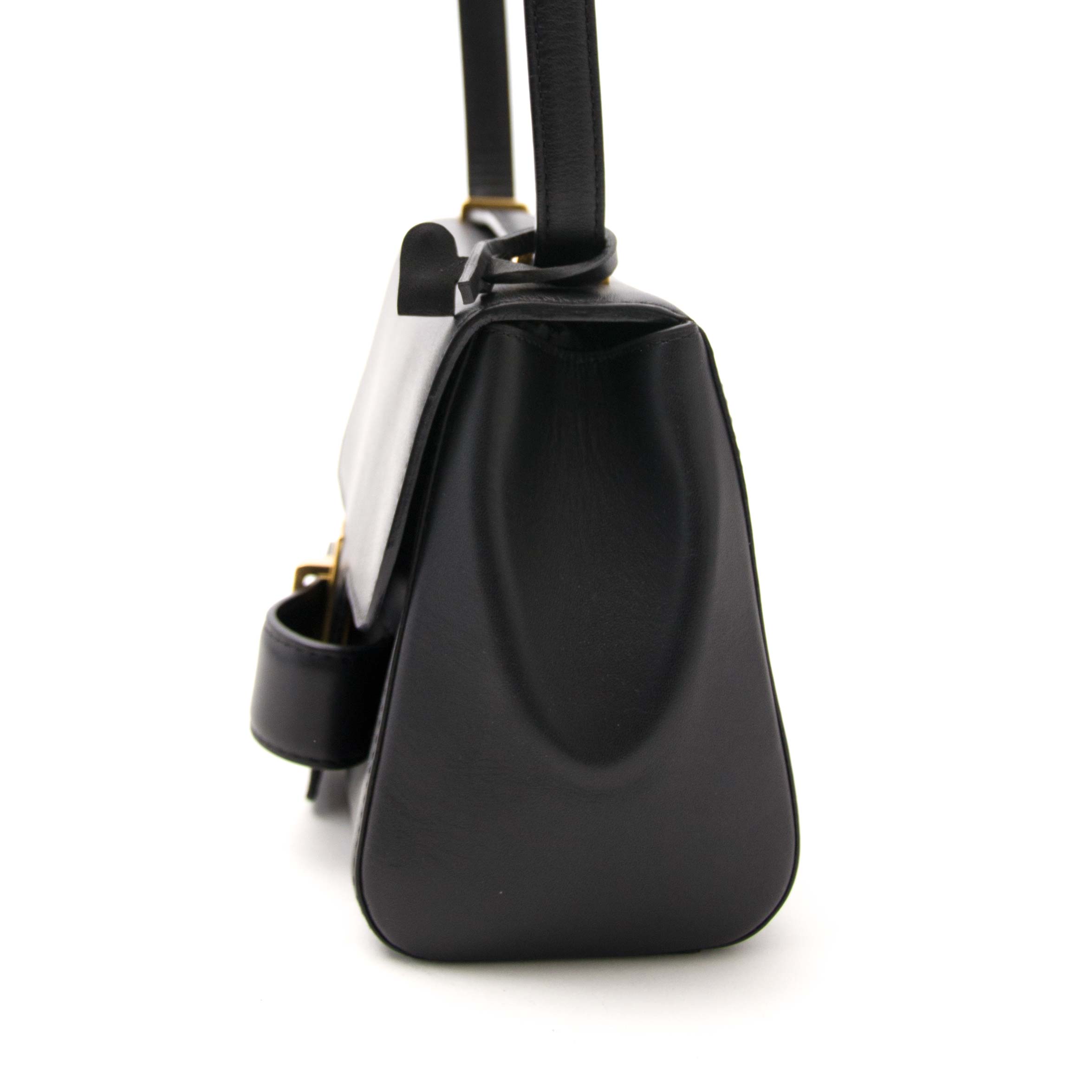 Delvaux Black Simplissime City PM ○ Labellov ○ Buy and