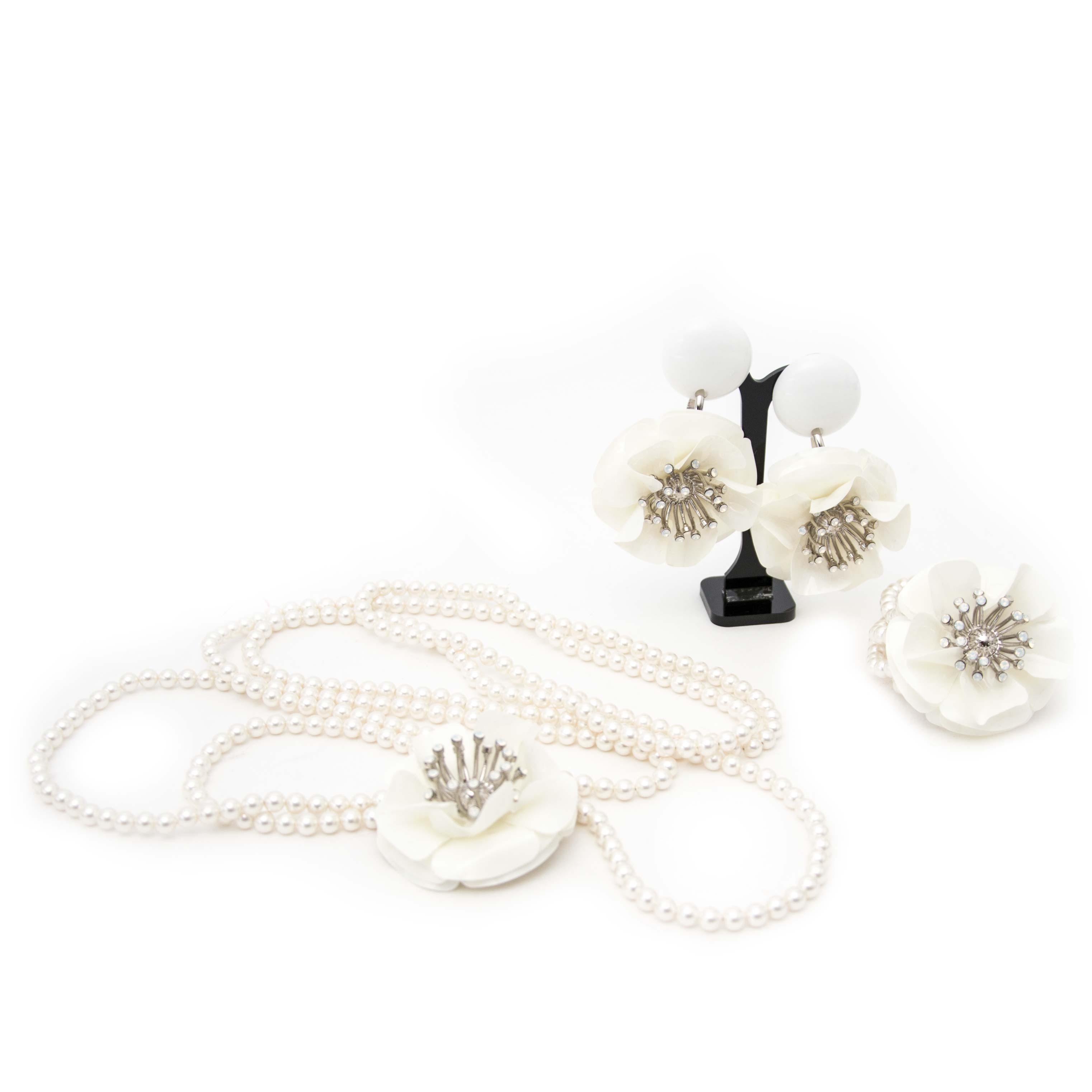 アクセサリー MIU MIU Flower Silver Chain Neckless Miu Miu Flower Jewelry Set ○ Labellov ○ Buy and Sell