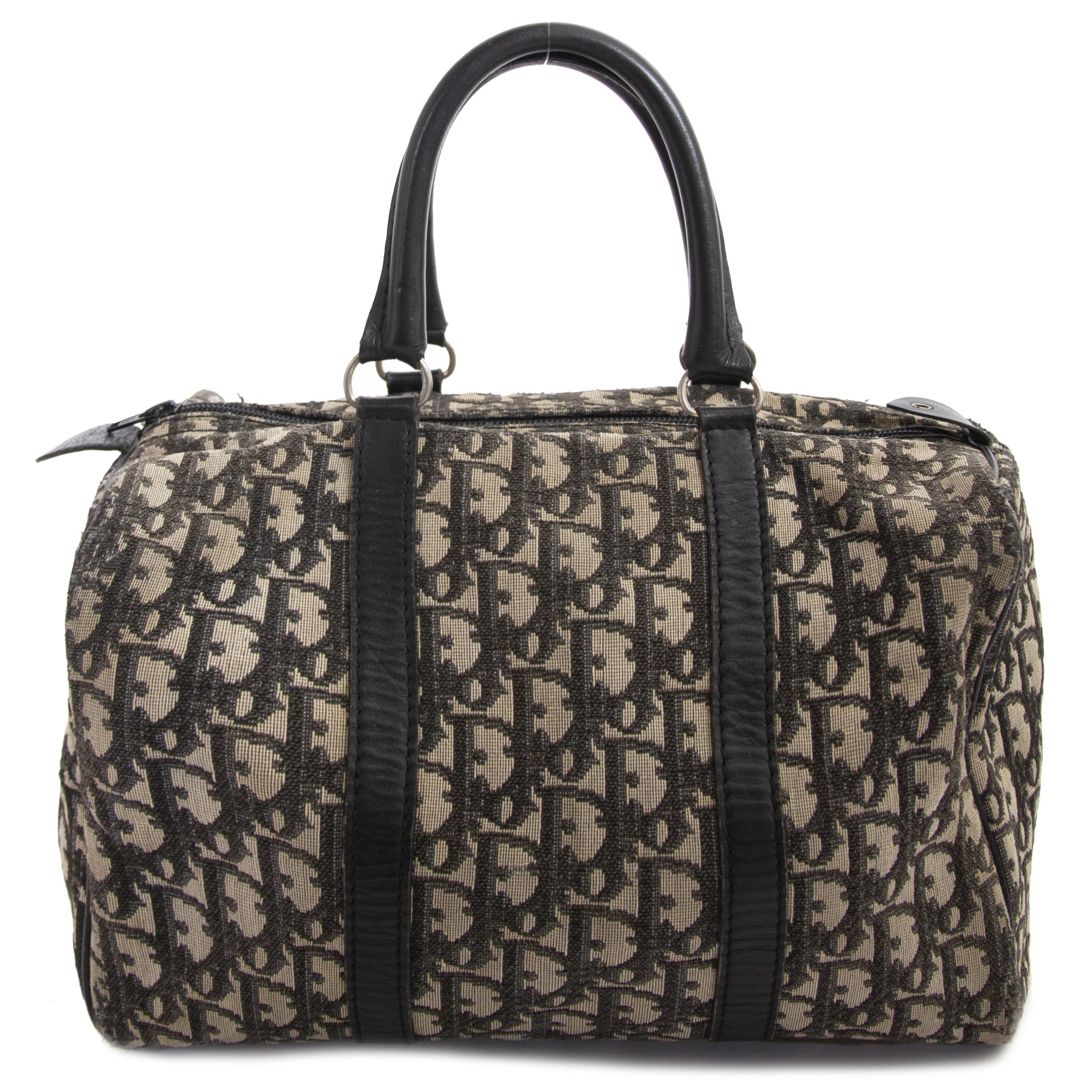 dior_monogram_blue_bag_536_fro