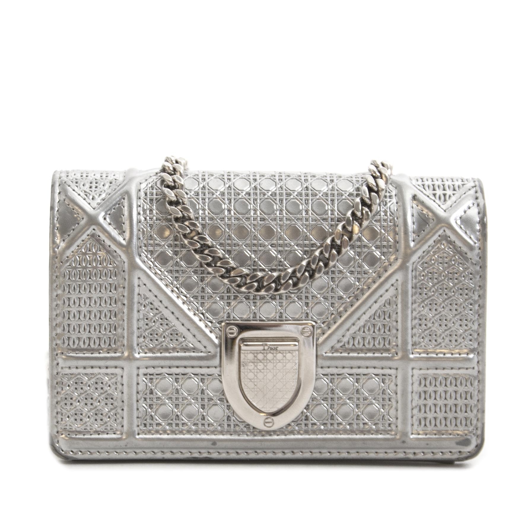 Dior Diorama Mini Silver Bag ○ Labellov ○ Buy and Sell Authentic