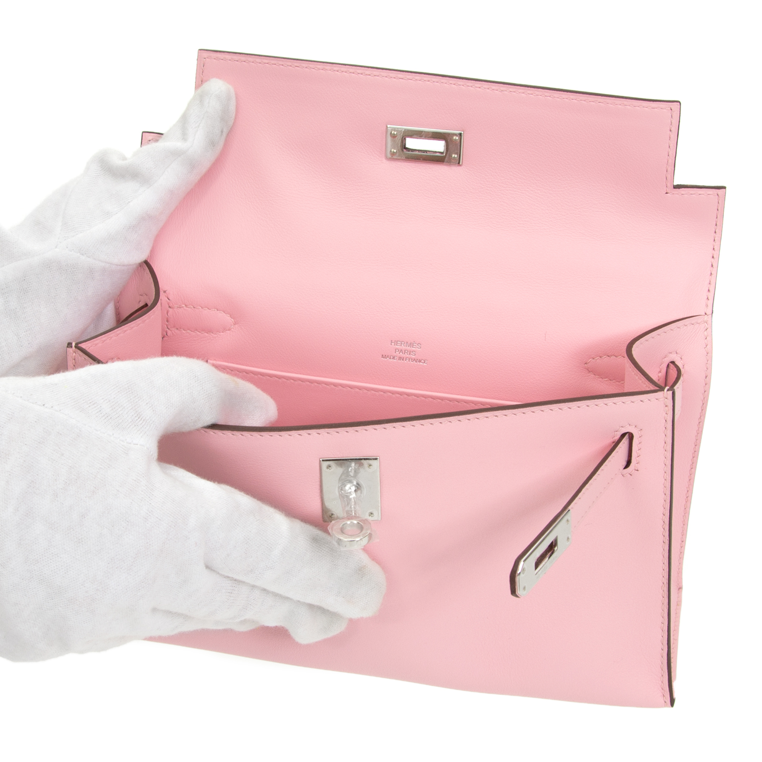Hermès Pochette Kelly Mini veau swift rose sakura ○ Labellov ○ Buy and Sell  Authentic Luxury