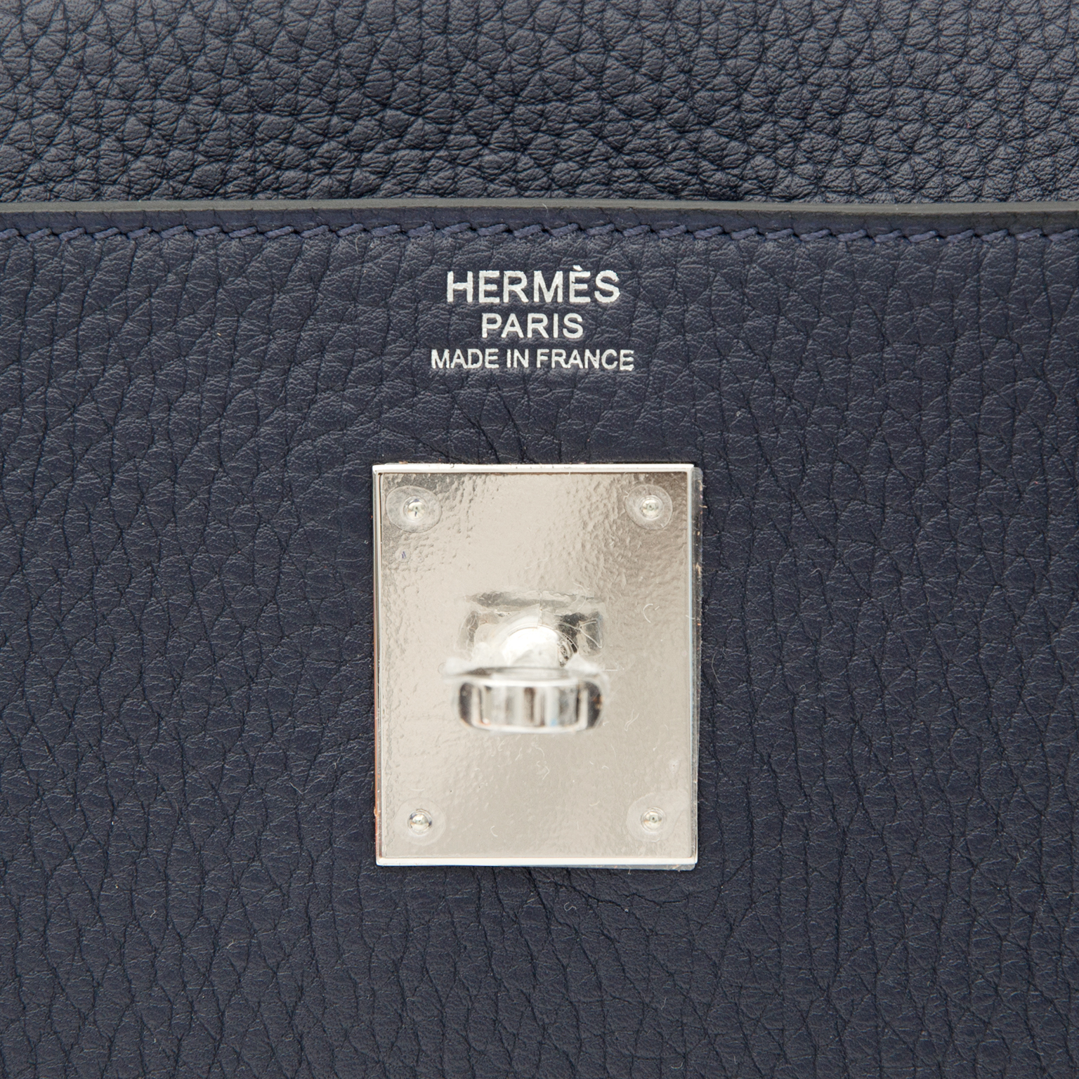 Hermès Kelly 32 Blue Nuit Clemence Satin - Vintage Lux