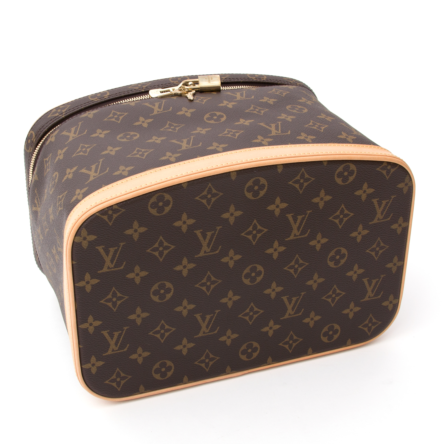Louis Vuitton Nice Vanity Case Monogram Canvas Mini - ShopStyle Makeup &  Travel Bags