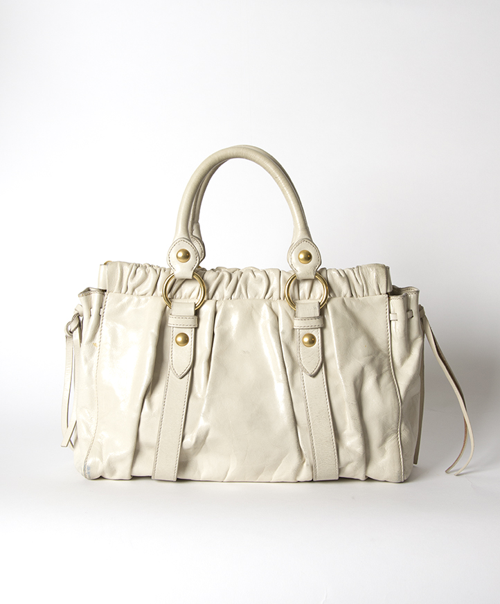 バッグ miu miu vitello lux hand bag white 2way Buy Miu Miu Off White Vitello Lux Leather Bow Detail