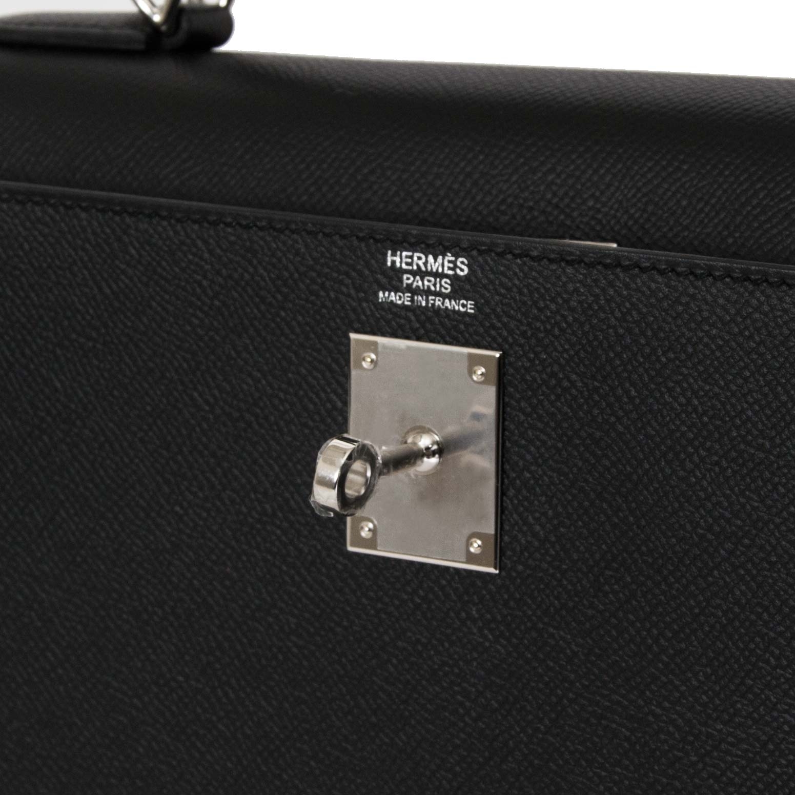 Hermès Kelly Sellier 32 Epsom Gris Mouette PHW ○ Labellov ○ Buy