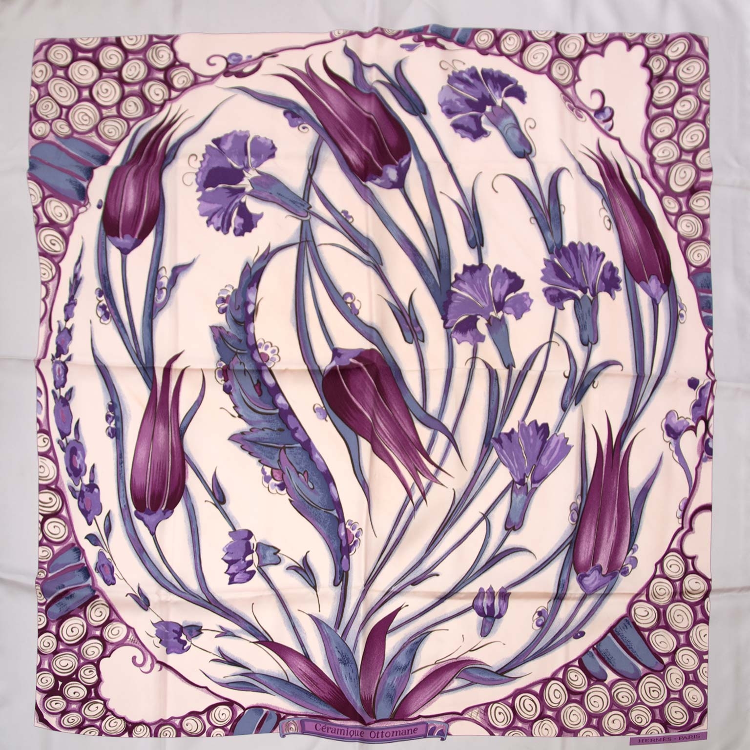 Hermès Carré Silk Scarf 'Céramique Ottomane' ○ Labellov ○ Buy