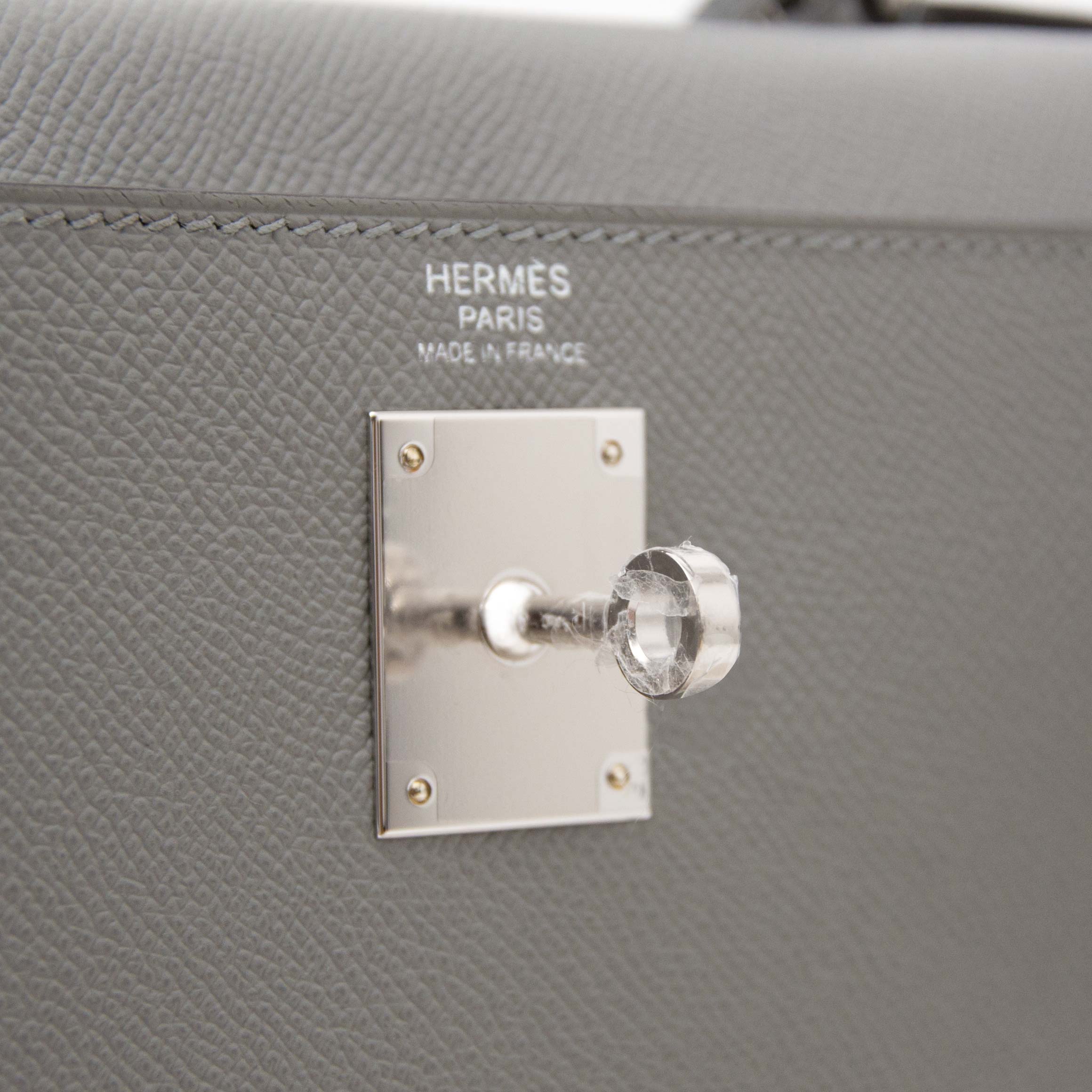 The Luxury Brand - Hermes Kelly Cut Gris Mouette Epsom PHW Stamp T  Condition: Very Excellent Price: RM27,xxx ONLY  ..  100% Authentic with Money Back Guaranteed Preloved
