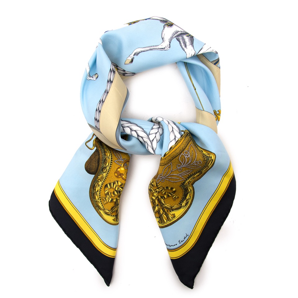 Hermès Carré De Soie Grand Apparat ○ Labellov ○ Buy and