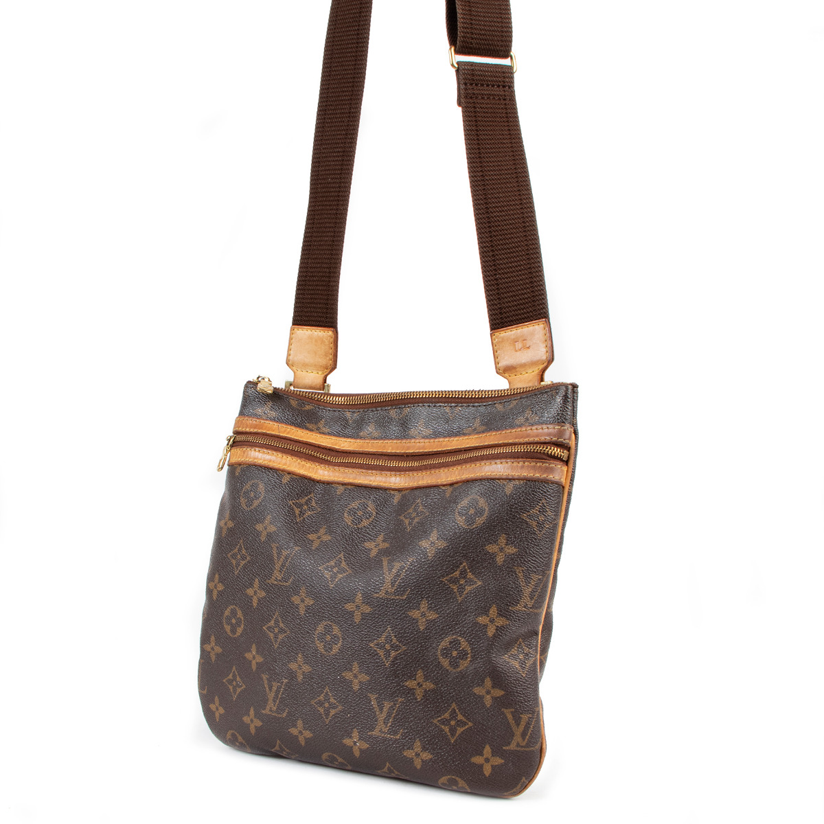 Original and Authentic Louis Vuitton Crossbody messenger style for Sale in  West Menlo Park, CA - OfferUp