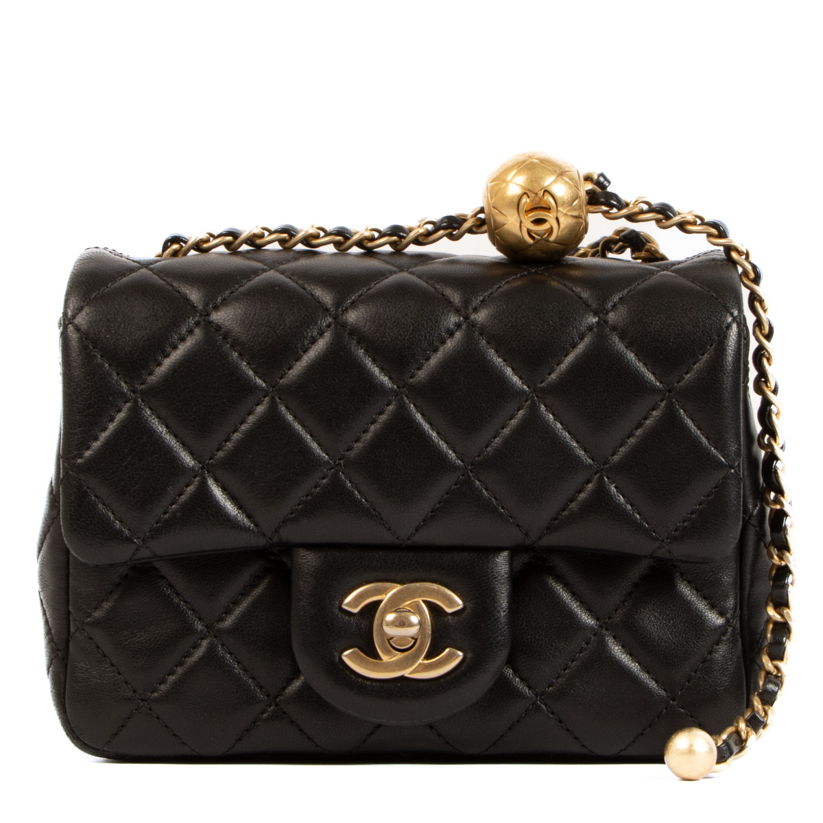 Chanel flap bag gold ball sales