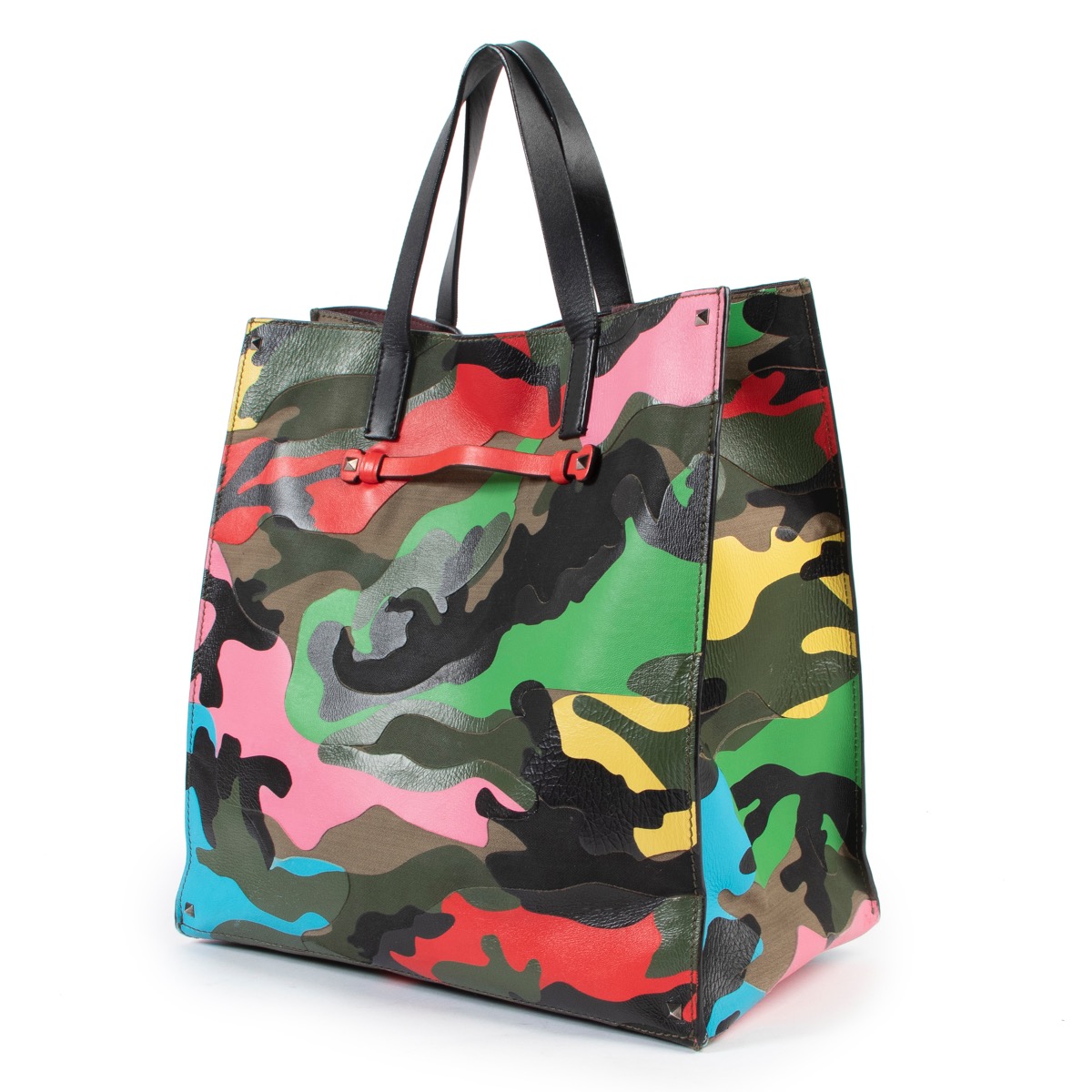 Valentino Garavani Rockstud Camouflage Tote ○ Labellov ○ Buy and Sell Authentic Luxury