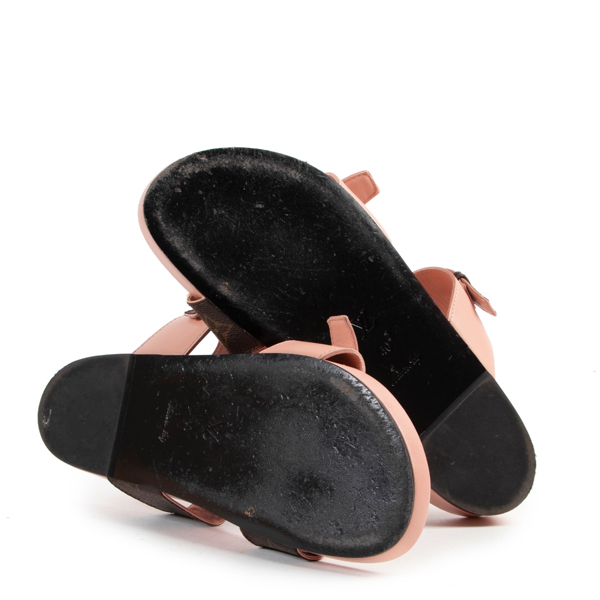 Louis Vuitton Bom Dia Flat Comfort Mule Pink. Size 34.5