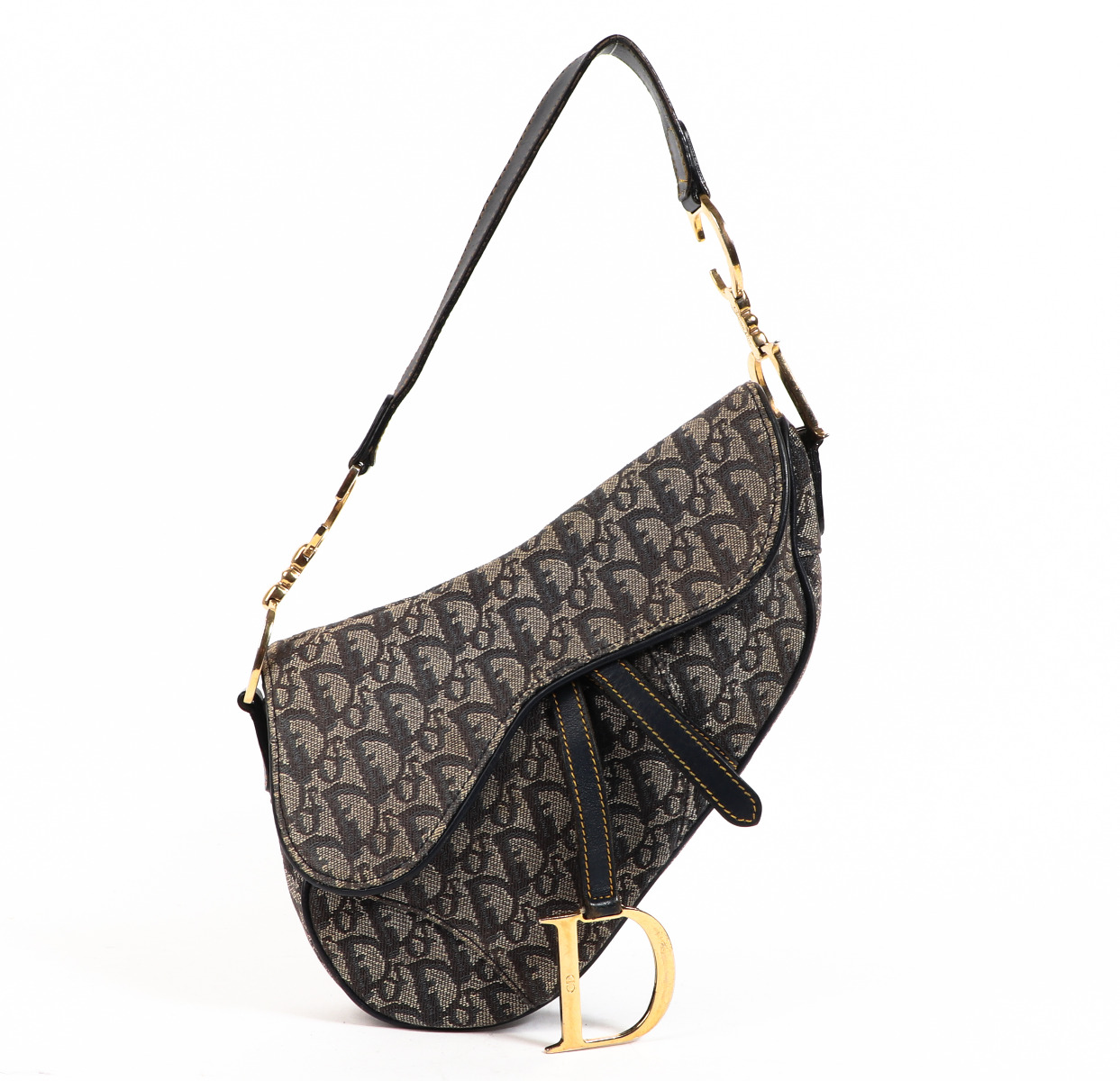 Dior saddle hotsell bag classic