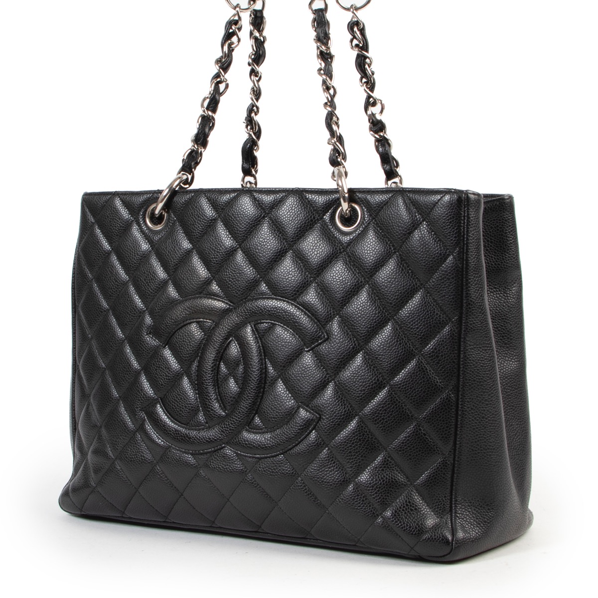 ll00689_chanel_quilted_black_l