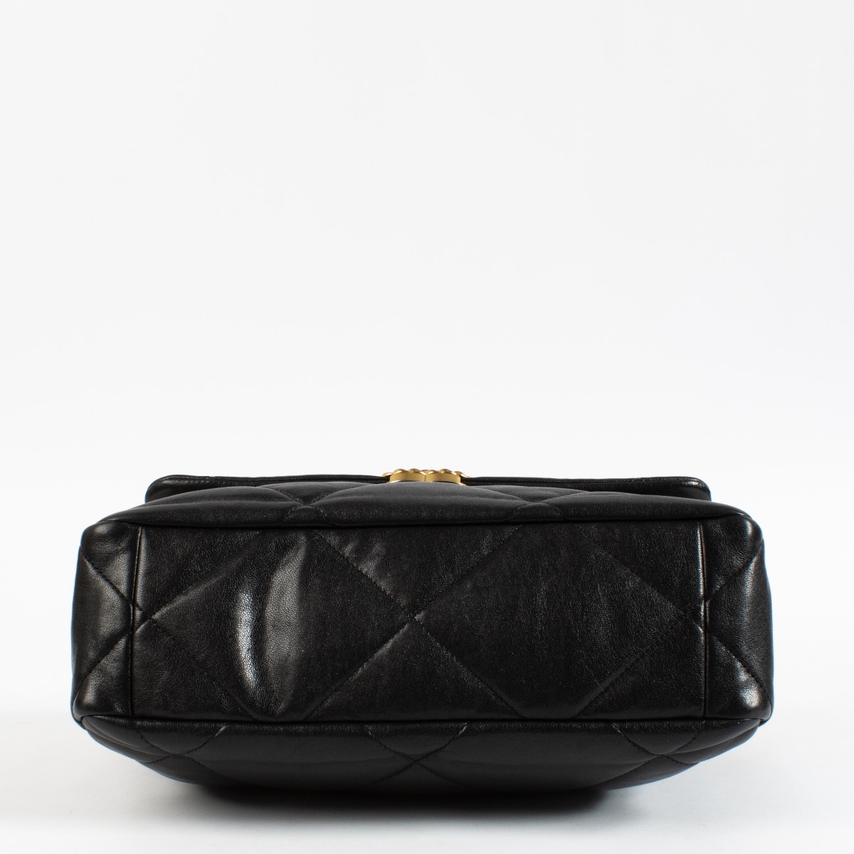 Chanel Black Shiny Goatskin Large 19 Bag ○ Labellov ○ Buy