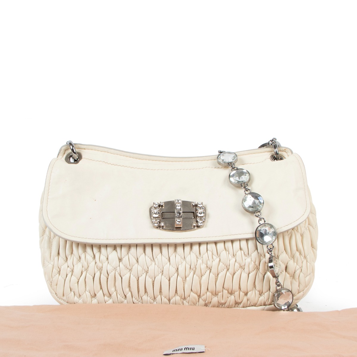 ll01051_miumiu_white_leather_s