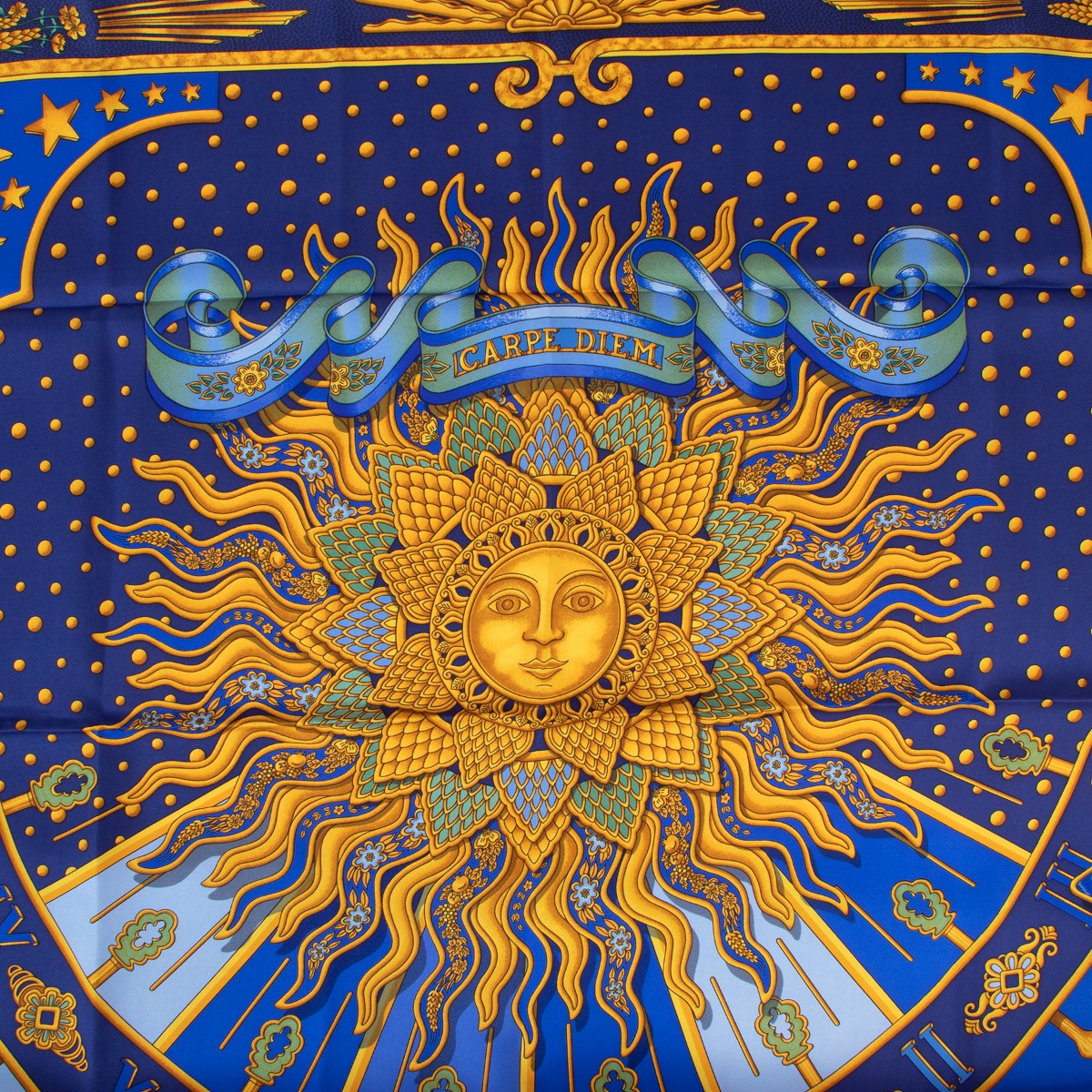 ll01687_hermes_carpe_diem_silk