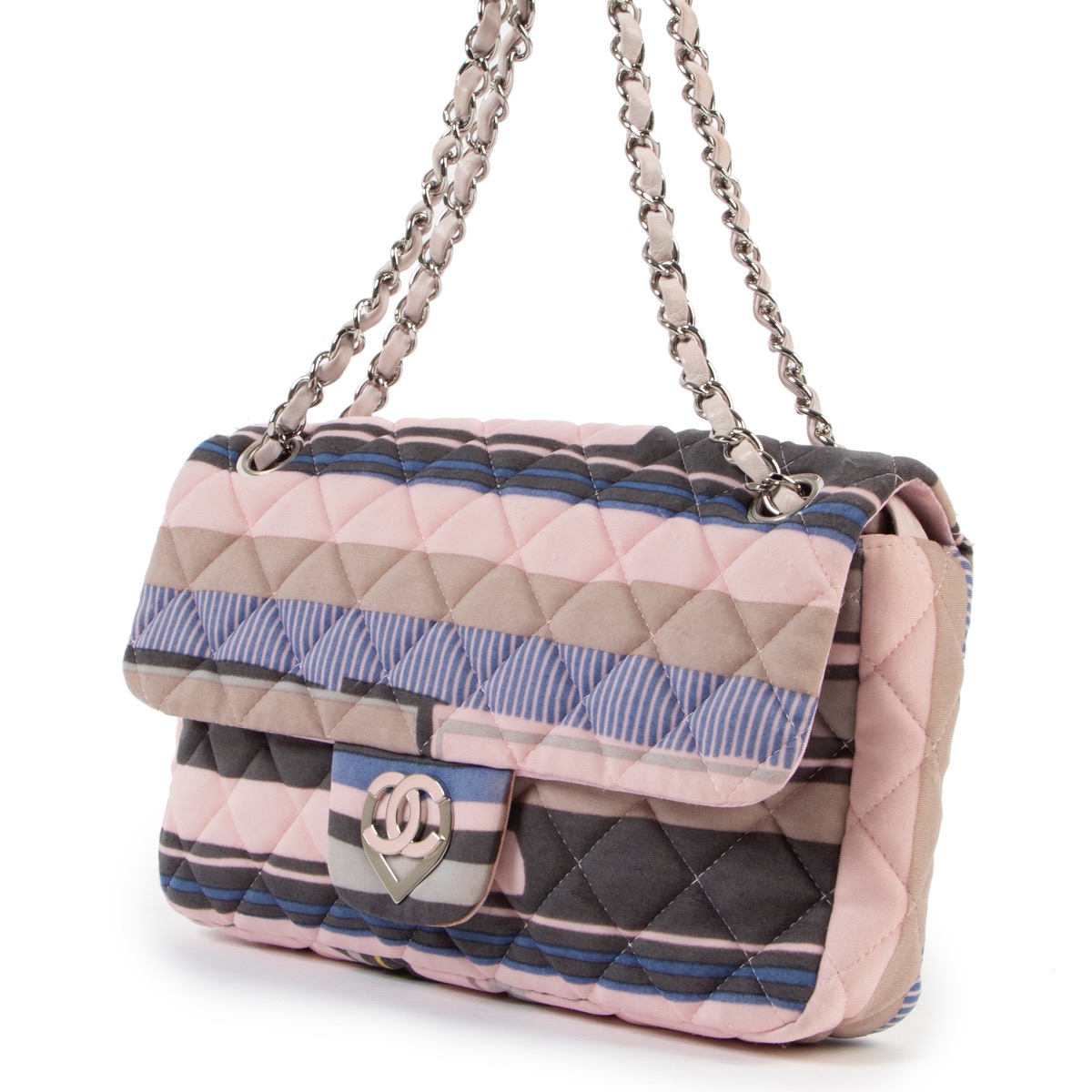 CHANELリボン2ロールブティク❣️激レア2019年 Chanel Cruise 2009 CC Heart Printed Jersey Medium Flap Bag