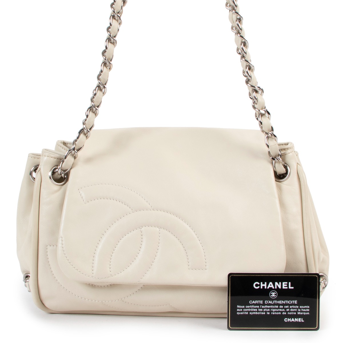 chanel business affinity white