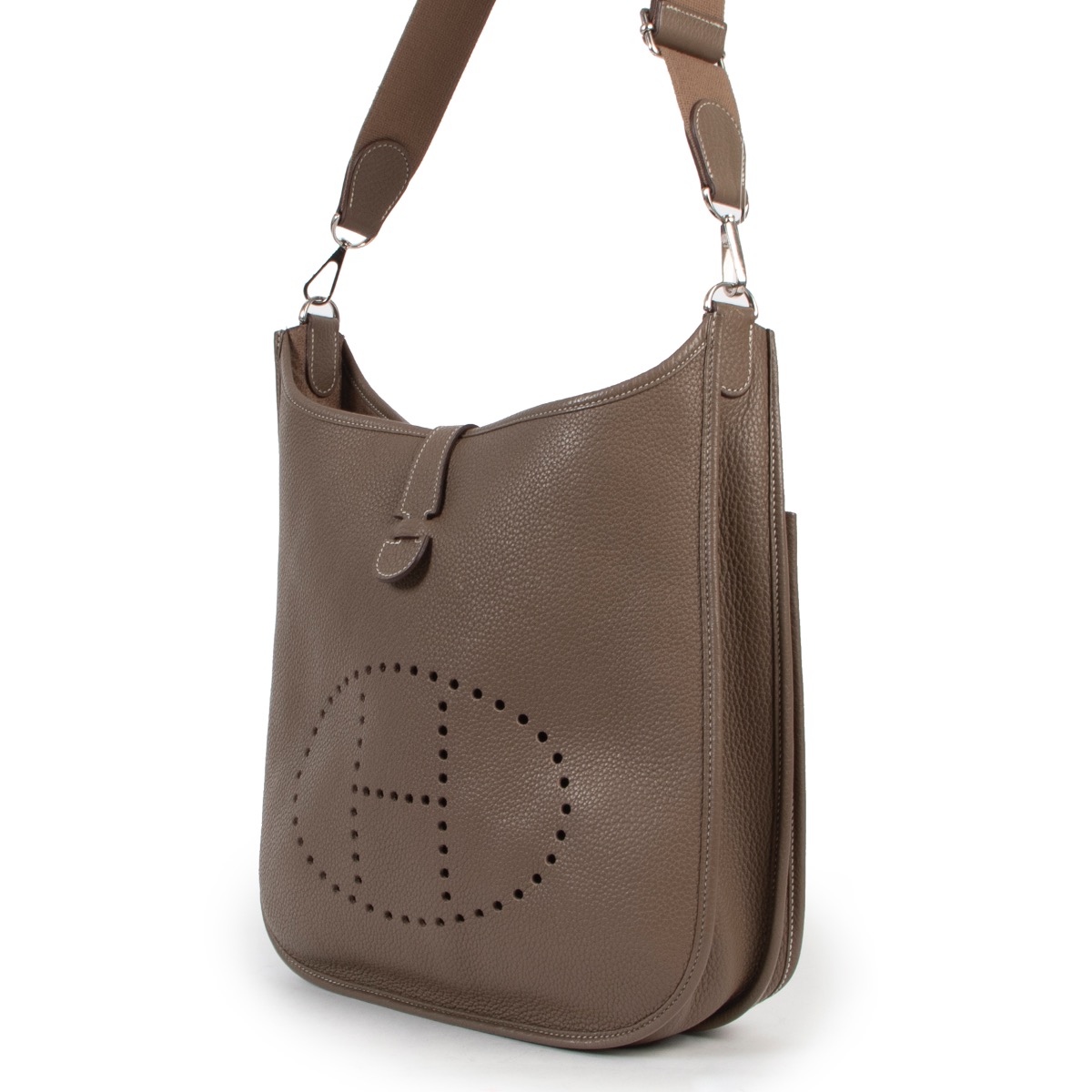 エルメス直営店 Evelyne III 33 Bag エブリン バック Hermès Evelyne 33 Taurillon Clemence Etoupe PHW ○ Labellov