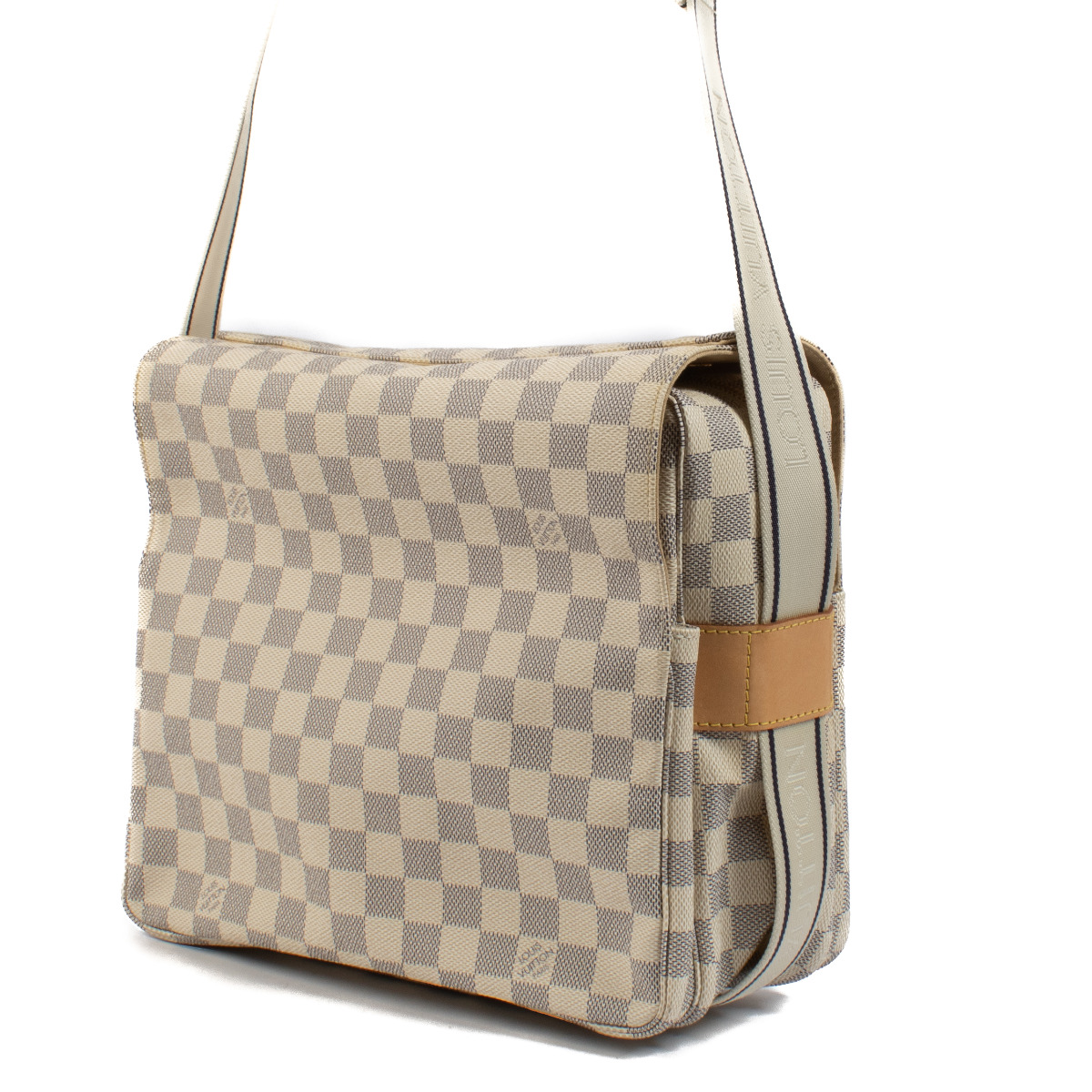 Louis Vuitton Damier Azur Naviglio Messenger Bag ○ Labellov