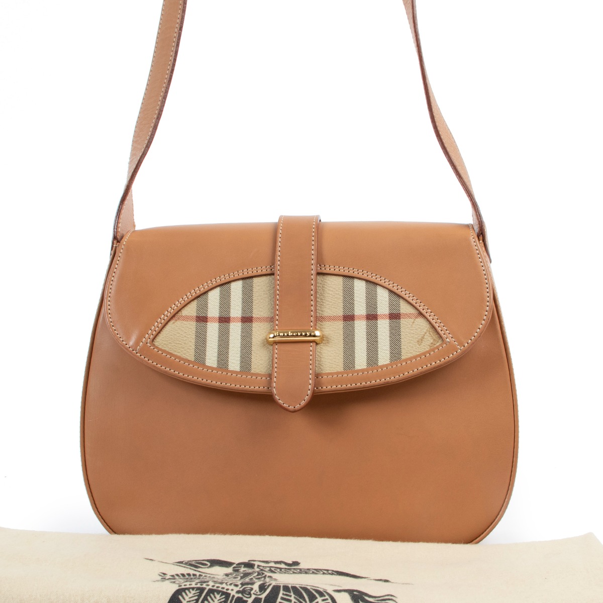 Vintage burberry saddle bag 2025