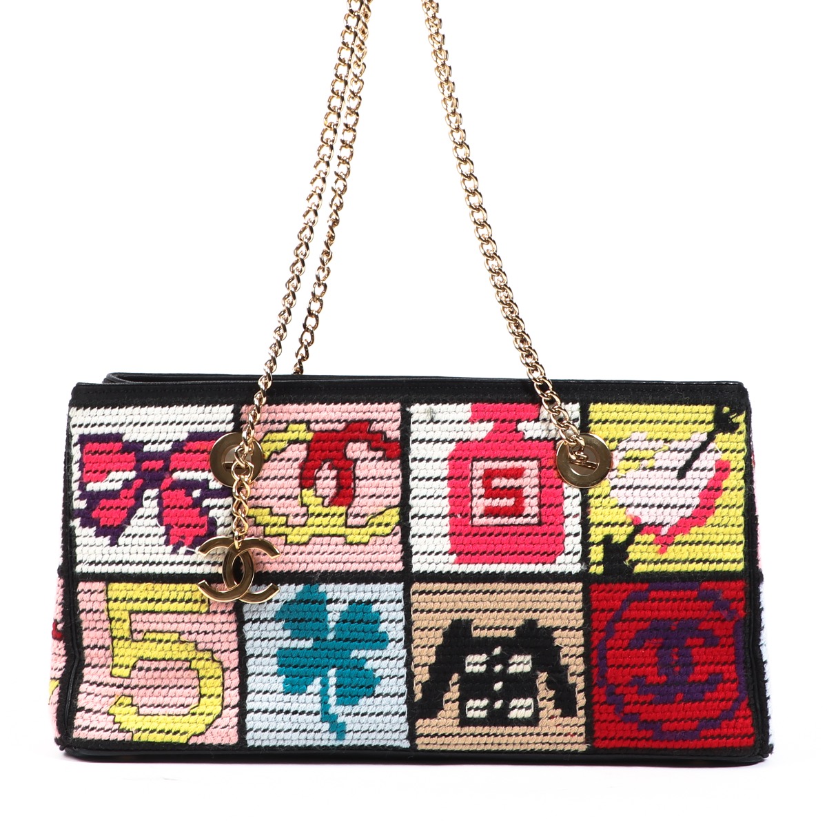 CHANEL - Multicolor Knit Needlepoint Patchwork CC Shoulder Bag