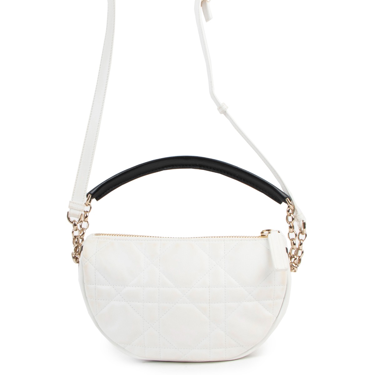 dior vibe handbag star of the spring summer 2022 collection
