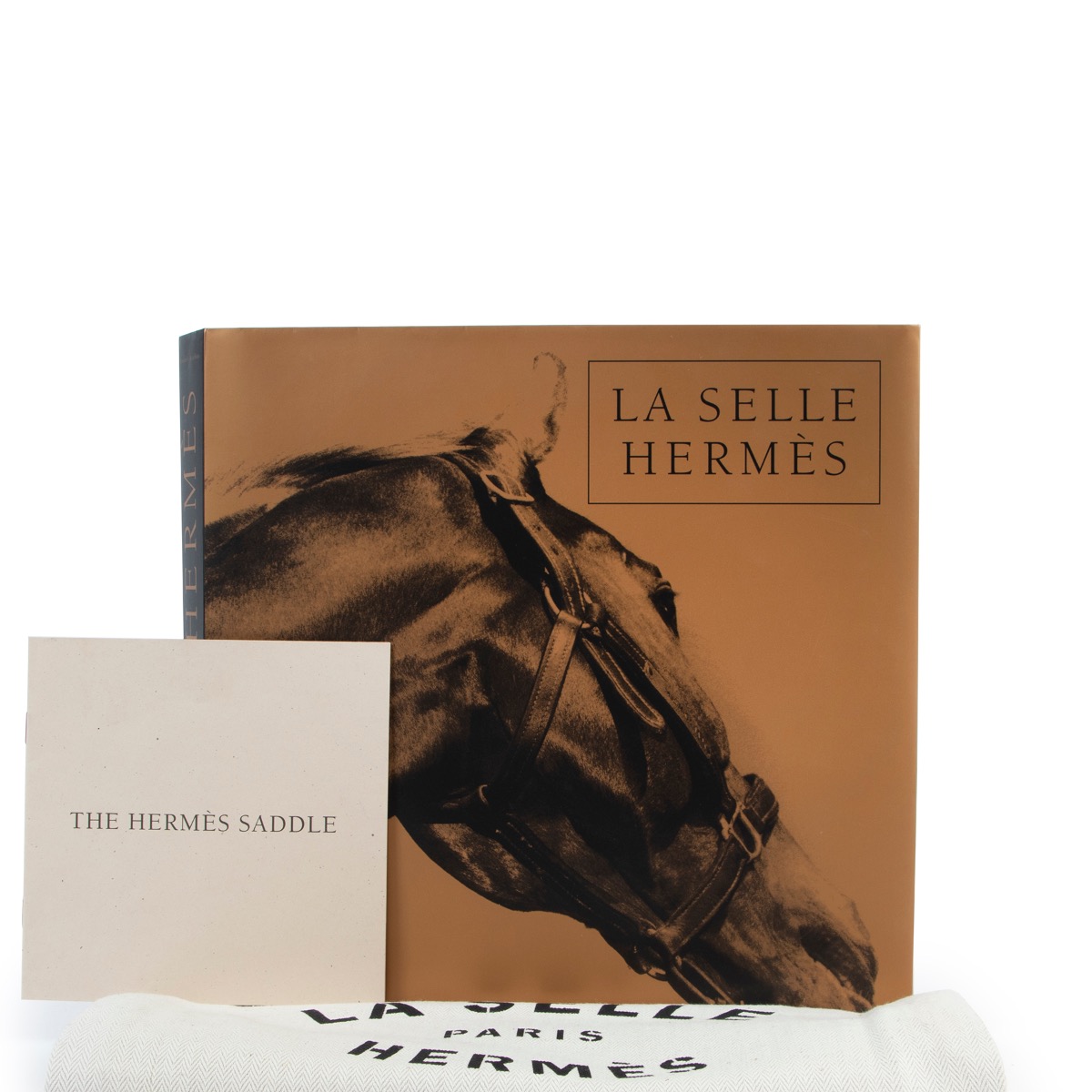 エルメス【LA SELLE HERMES】ハードカバー フランス語 写真集 エルメス【LA SELLE HERMES】ハードカバー フランス語 写真集 HERMES