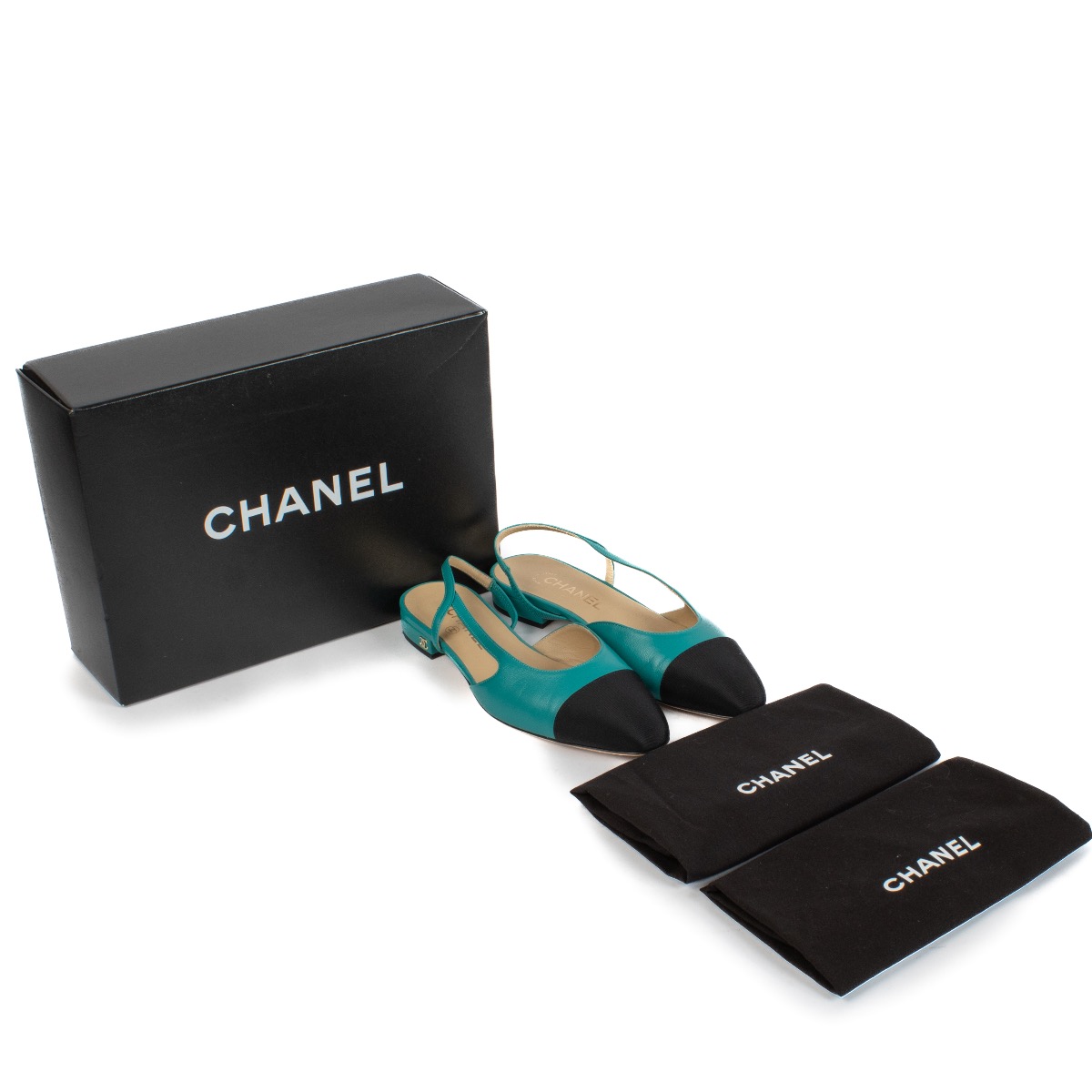 2個セットCHANEL GABRIELLE & MOSCHINO TOY 2 Amazon.com : Moschino Toy 2 for Women - 4 Pc Gift Set 3.4oz