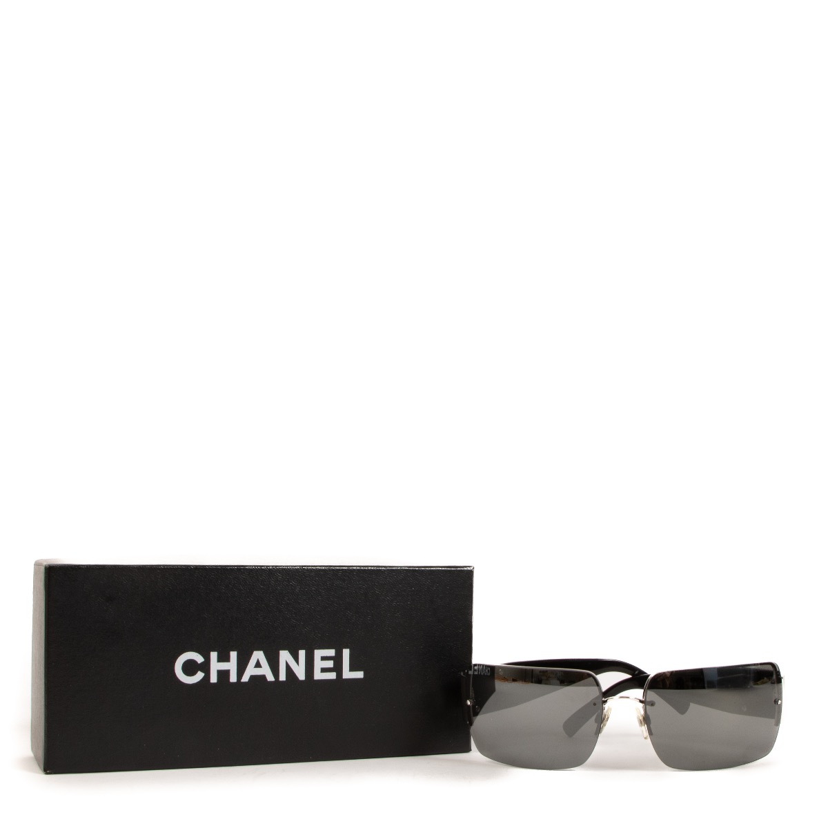 Chanel sunglasses deals bag