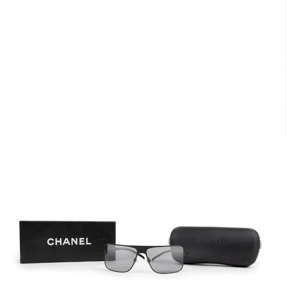 Chanel Black Square Metal Frame Sunglasses ○ Labellov