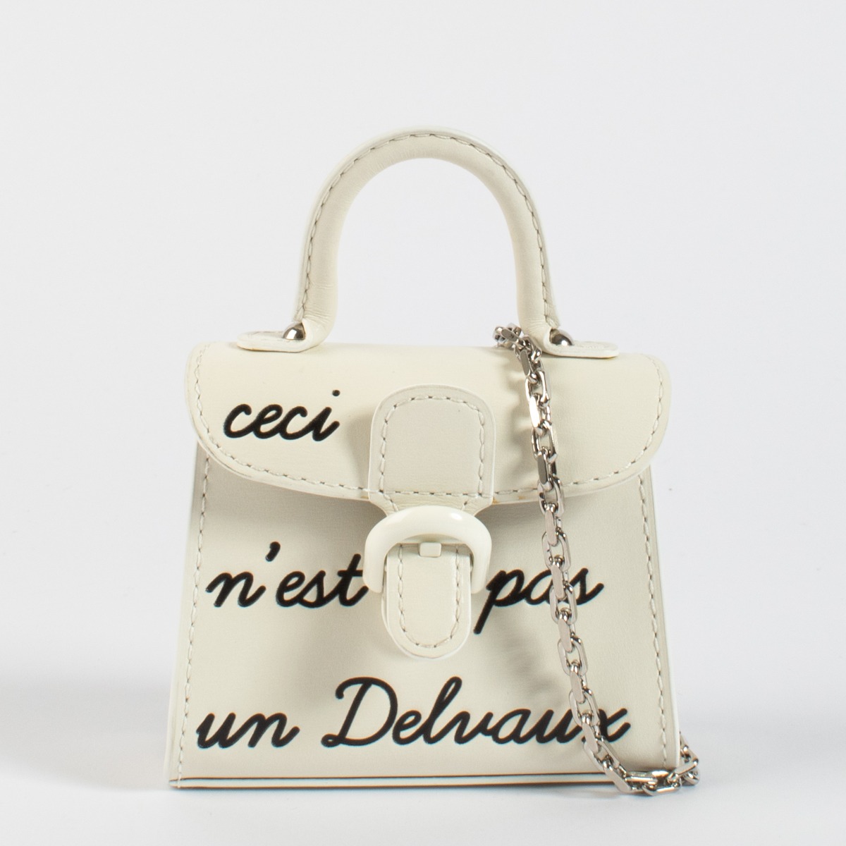 【パリ発】最新Delvaux Brillant L'Humourチェーン付きチャーム DELVAUX Calfskin Mini L'Humour Brillant Bag Charm Black