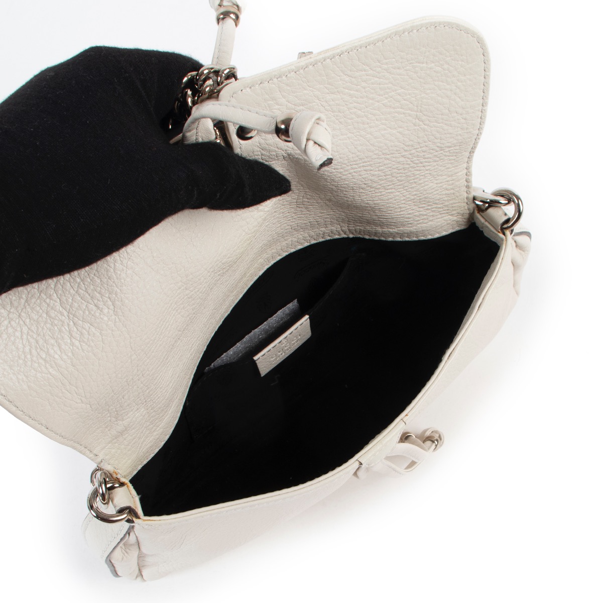 Gucci Ivory White Leather Croisette Shoulder Bag ○ Labellov
