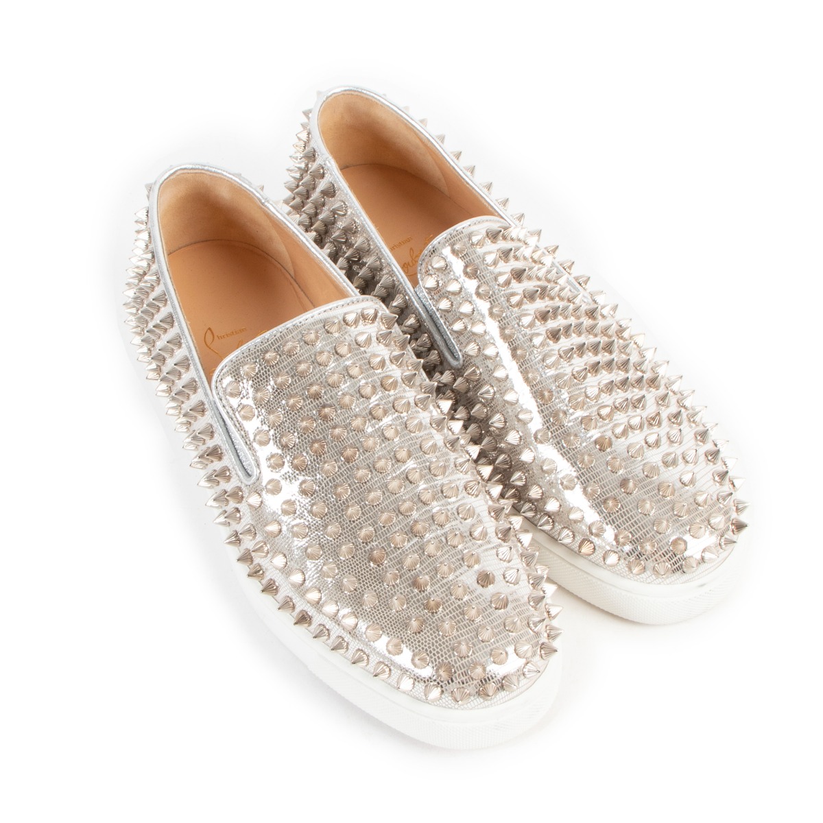 ll04168_louboutin_silver_stud_
