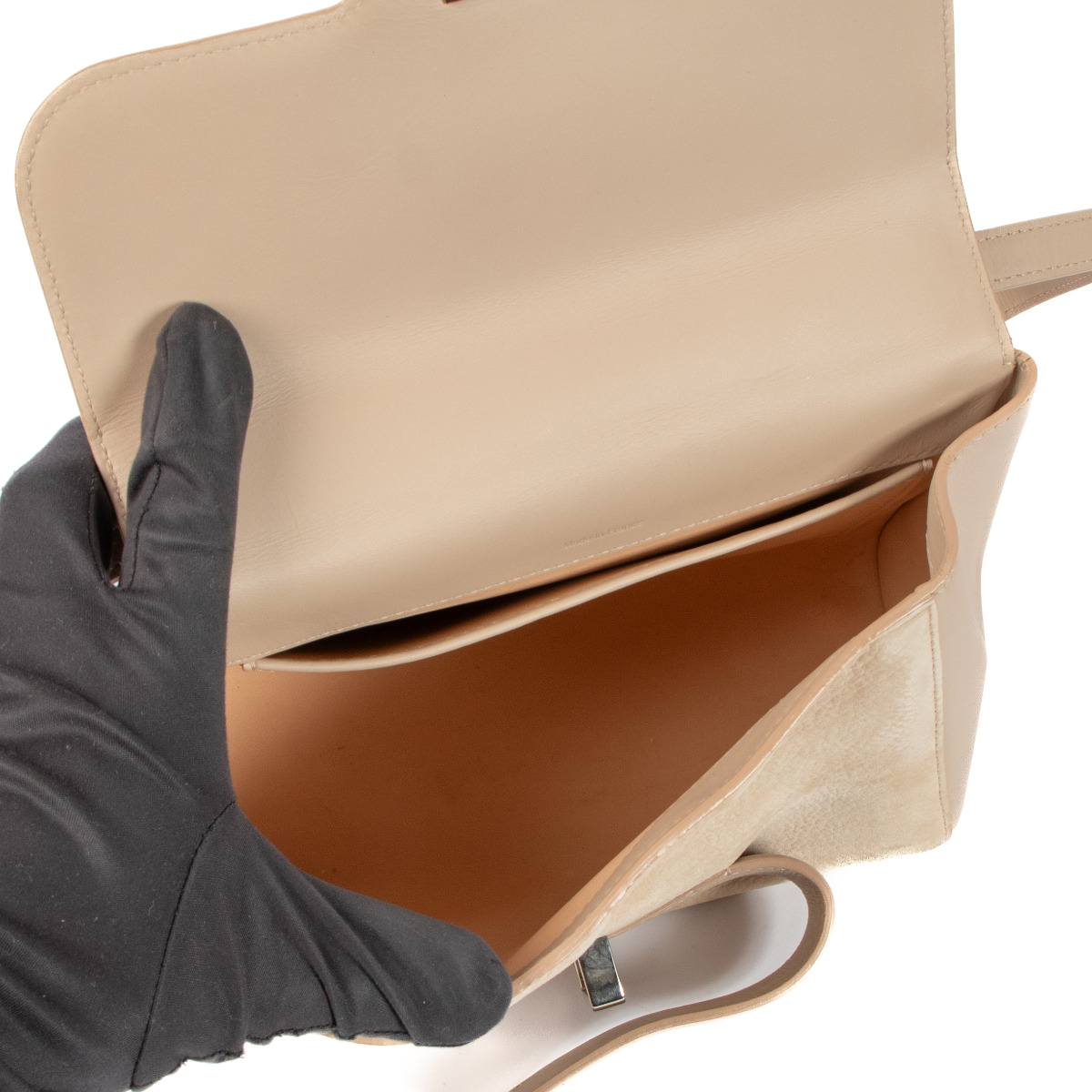 Delvaux Beige Santiag Simplissime City Mini Bag ○ Labellov Delvaux Beige Santiag Simplissime City Mini Bag ○ Labellov