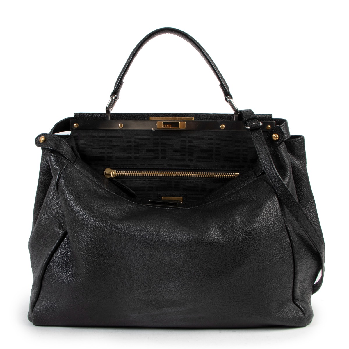 【送料&関税込】Fendi Peekaboo Handbag Fendi Black Peekaboo Goatskin Large Handbag ○ Labellov