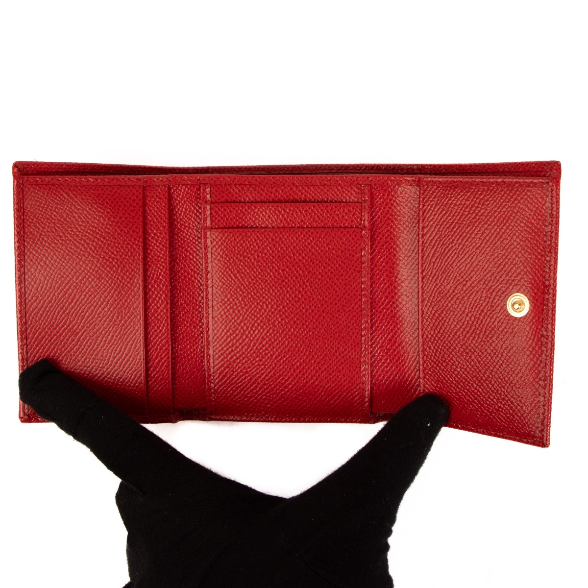 Dolce & Gabbana Red Wallet ○ Labellov ○ Buy and Sell