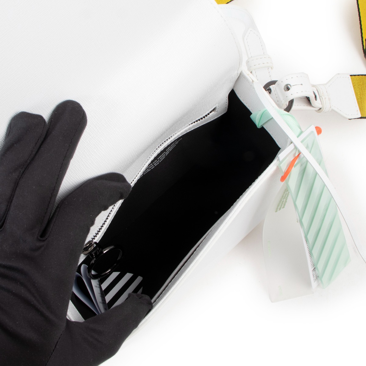 Off-White Binder Clip Diag Flap Shoulder Bag ○ Labellov Off-White Binder Clip Diag Flap Shoulder Bag ○ Labellov